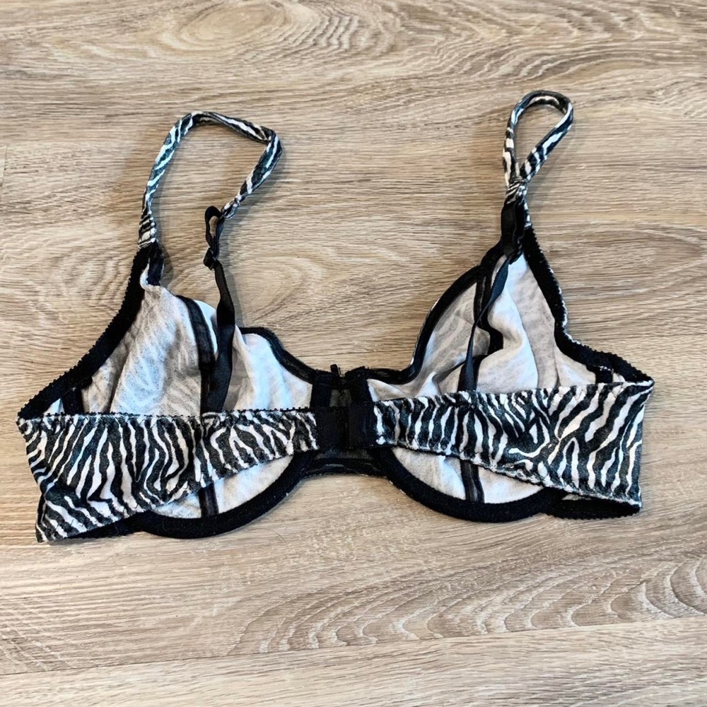 Vintage Y2k 90s Fur Fuzzy Zebra Mcbling Animal Pr… - image 2